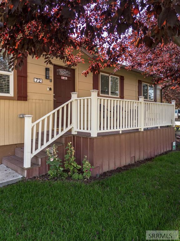 Image 2 of property listing at 72 S 3rd W, Lava Hot Springs, ID 83246