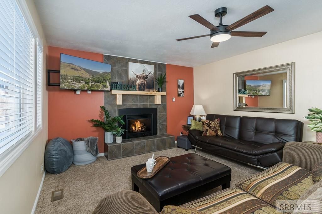 Image 4 of property listing at 72 S 3rd W, Lava Hot Springs, ID 83246