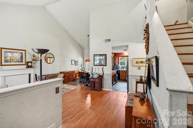 702 Foxborough Road, Charlotte, NC 28213