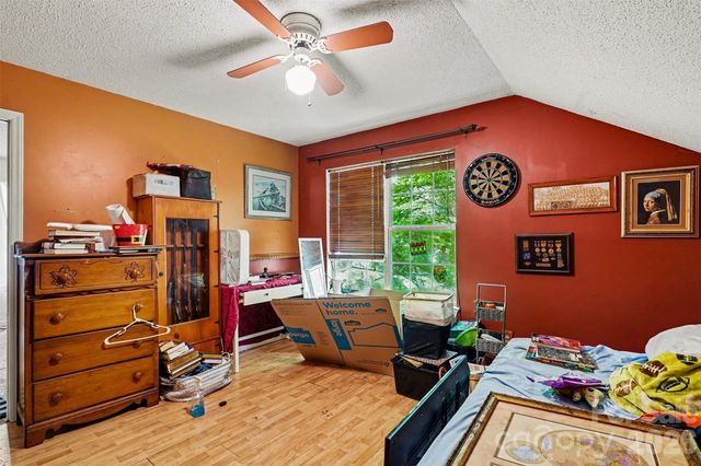 702 Foxborough Road, Charlotte, NC 28213