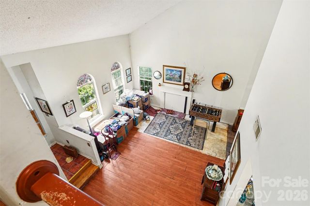 702 Foxborough Road, Charlotte, NC 28213