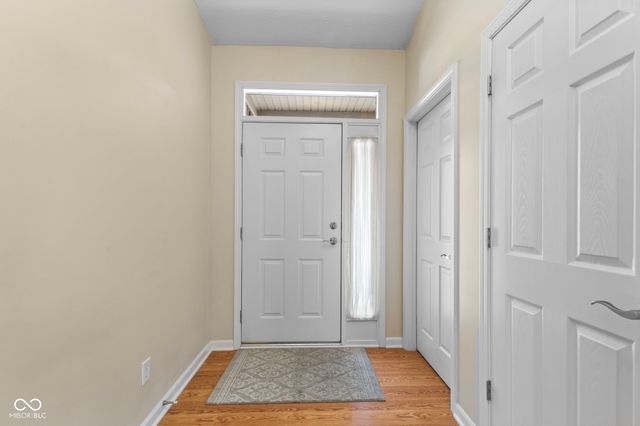 6051 Copeland Mills Court, Indianapolis, IN 46221