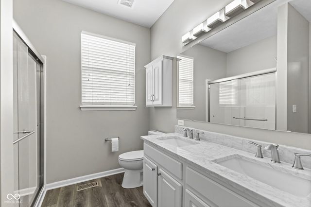 6051 Copeland Mills Court, Indianapolis, IN 46221