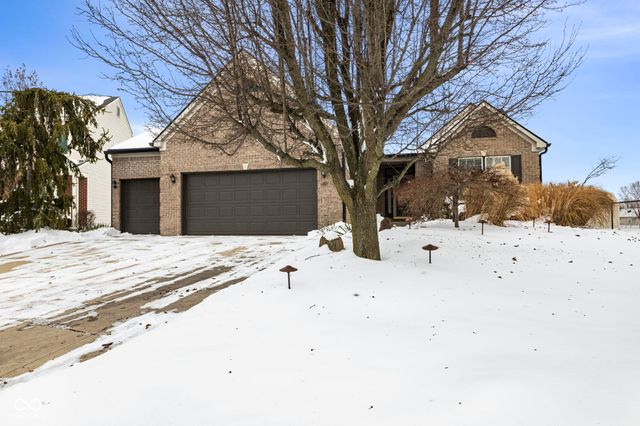 6051 Copeland Mills Court, Indianapolis, IN 46221