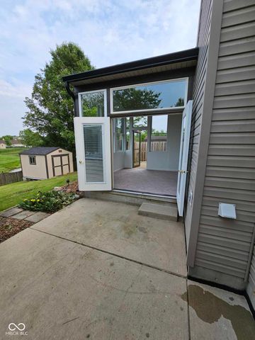 6051 Copeland Mills Court, Indianapolis, IN 46221