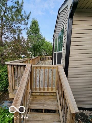 6051 Copeland Mills Court, Indianapolis, IN 46221