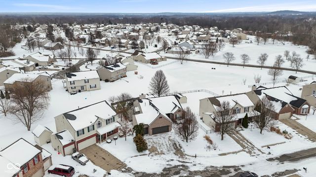 6051 Copeland Mills Court, Indianapolis, IN 46221