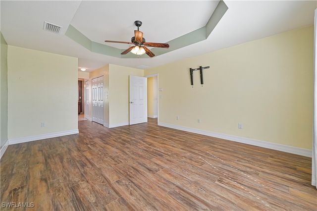 11041 Yellow Poplar DR, Fort Myers, FL 33913