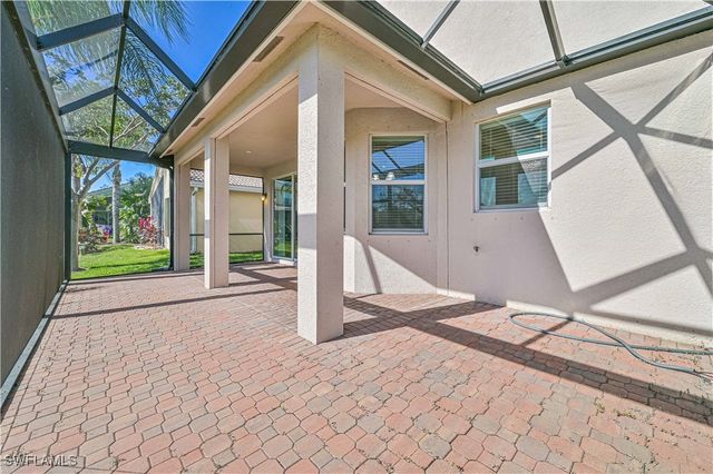 11041 Yellow Poplar DR, Fort Myers, FL 33913