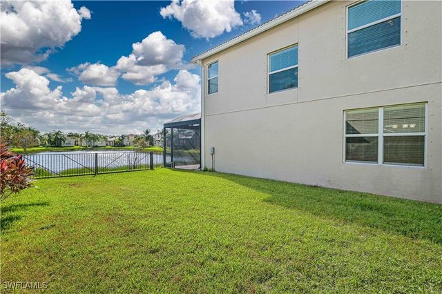 11041 Yellow Poplar DR, Fort Myers, FL 33913
