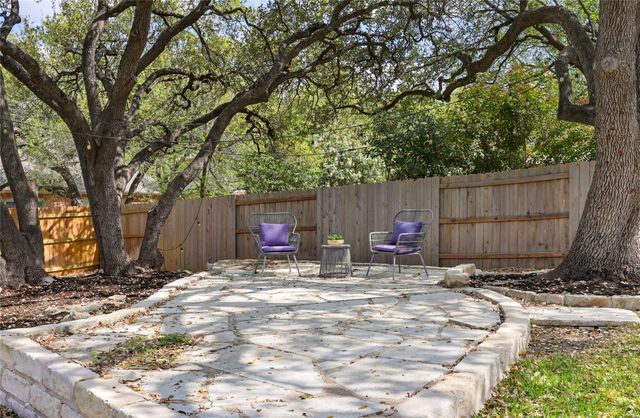 9817 Royal New Kent DR, Austin, TX 78717