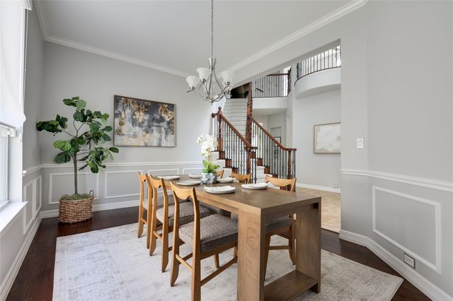 9817 Royal New Kent DR, Austin, TX 78717