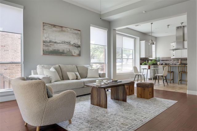 9817 Royal New Kent DR, Austin, TX 78717