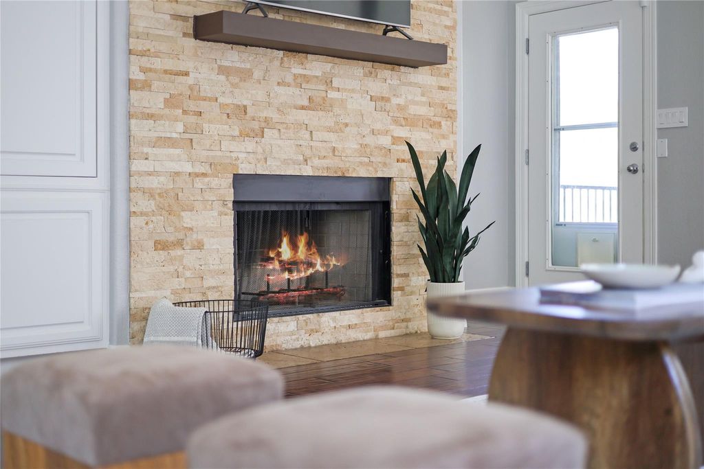 9817 Royal New Kent DR, Austin, TX 78717