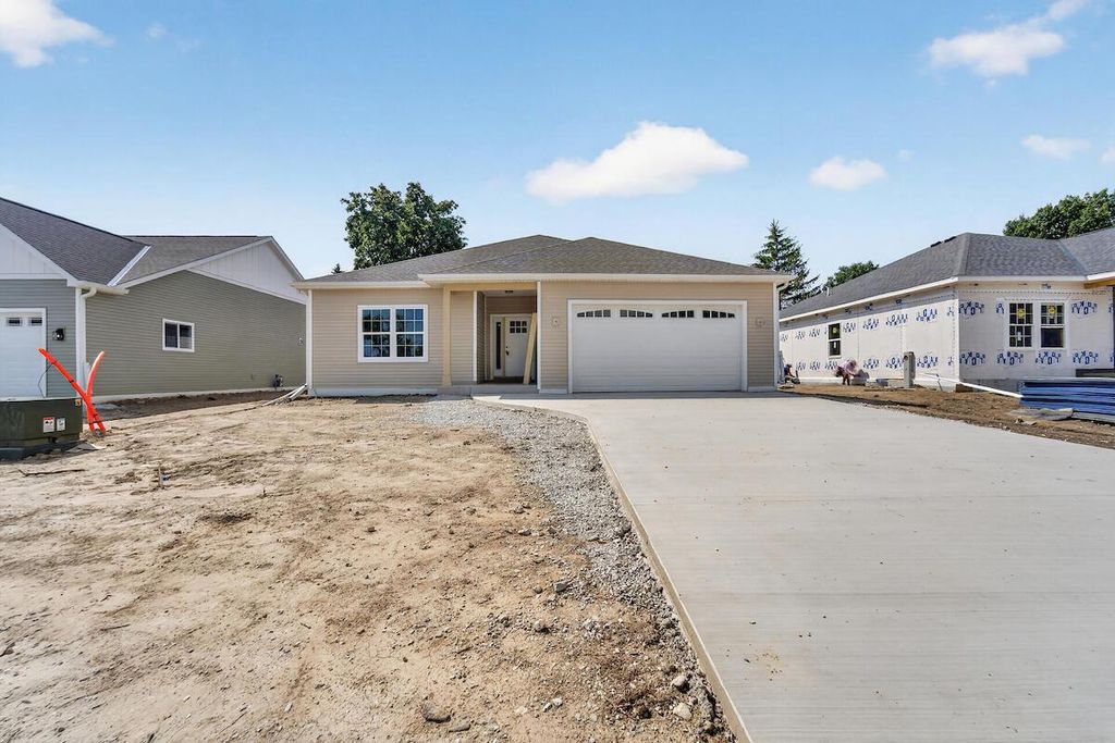 5323 Emstan Hills ROAD, Racine, WI 53406