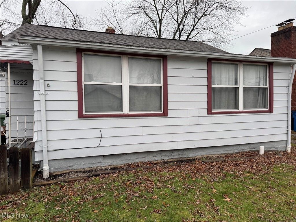 1222 E 360th Street, Eastlake, OH 44095