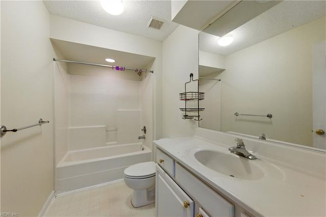 1102 Noble Walk CT, Virginia Beach, VA 23454