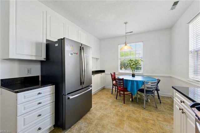 1102 Noble Walk CT, Virginia Beach, VA 23454