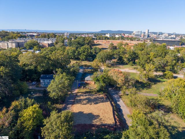 9 Urban Street, Greenville, SC 29605