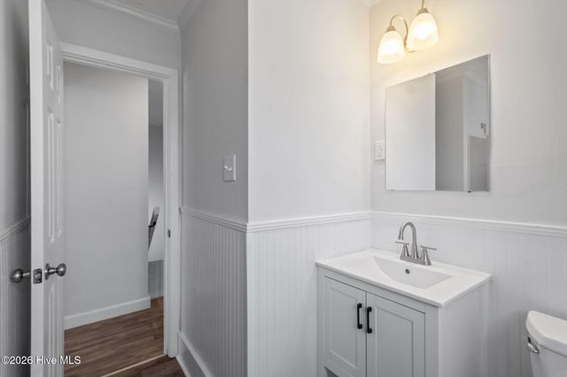 800 Little John Avenue, Jacksonville, NC 28546