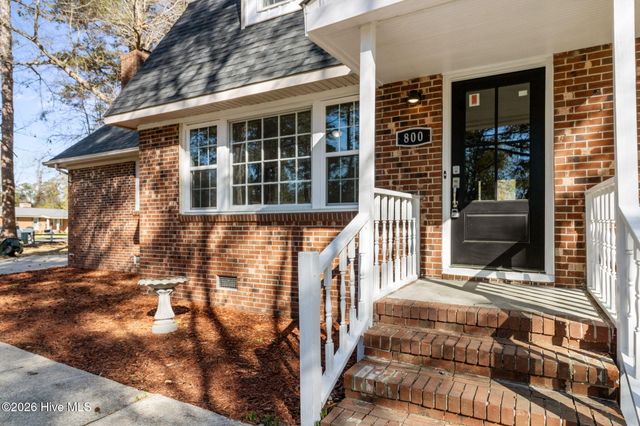 800 Little John Avenue, Jacksonville, NC 28546