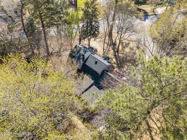 800 Little John Avenue, Jacksonville, NC 28546