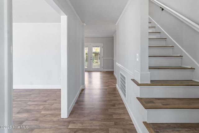 800 Little John Avenue, Jacksonville, NC 28546