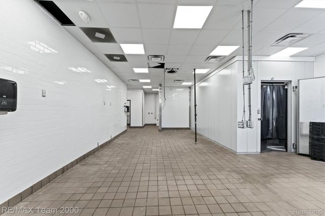 5564 Woodward Avenue, Detroit, MI 48202