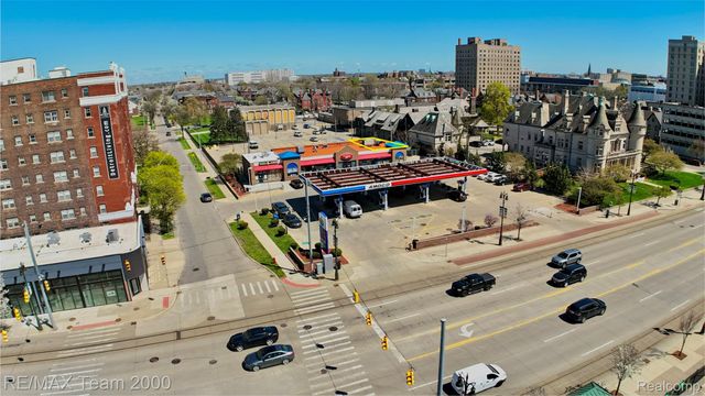 5564 Woodward Avenue, Detroit, MI 48202