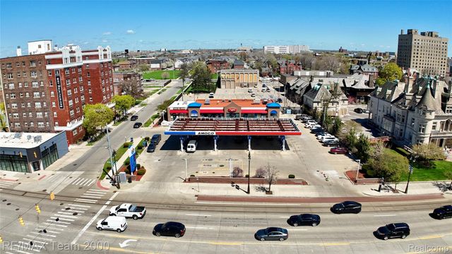 5564 Woodward Avenue, Detroit, MI 48202