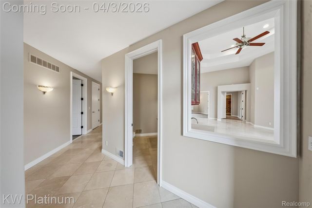 48877 Point Lakeview Drive, Chesterfield Township, MI 48047