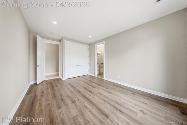 48877 Point Lakeview Drive, Chesterfield Township, MI 48047