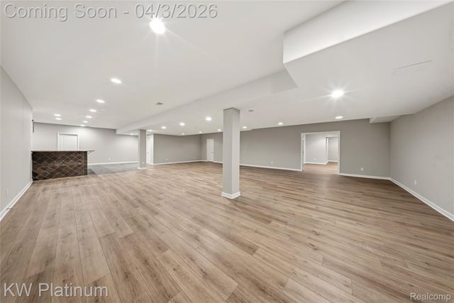 48877 Point Lakeview Drive, Chesterfield Township, MI 48047