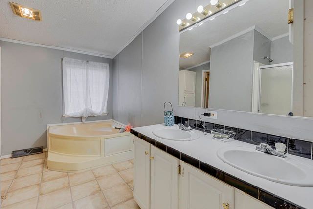 539 Sparrow Road, Clinton, SC 29325