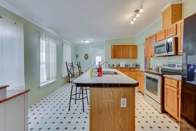 539 Sparrow Road, Clinton, SC 29325