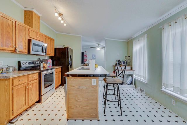 539 Sparrow Road, Clinton, SC 29325