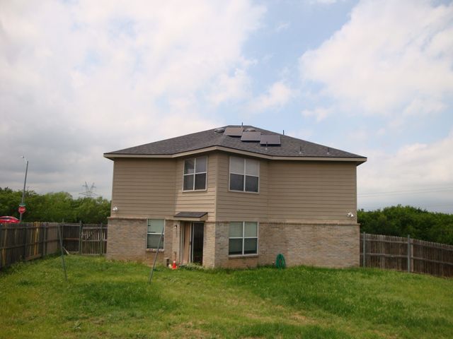 252 Rock Meadow Drive, Crowley, TX 76036