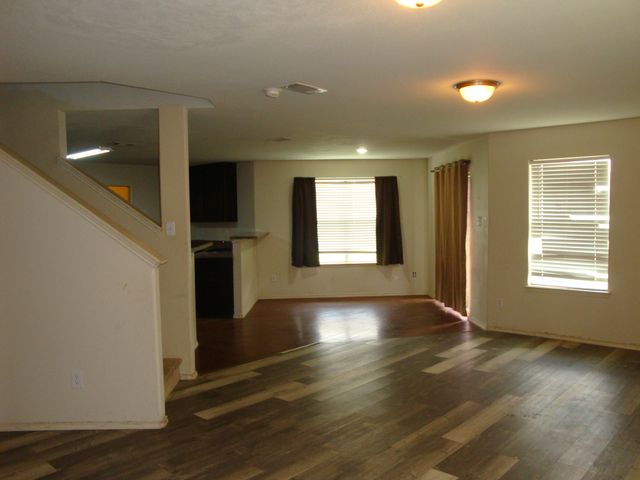 252 Rock Meadow Drive, Crowley, TX 76036