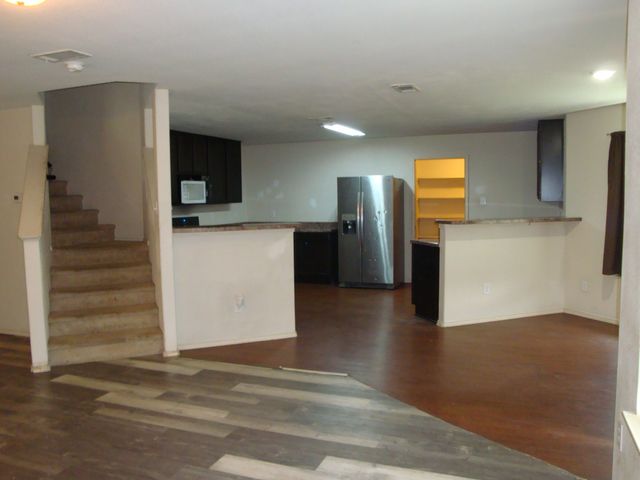 252 Rock Meadow Drive, Crowley, TX 76036