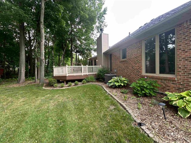 37515 Hanson Drive, Sterling Heights, MI 48310
