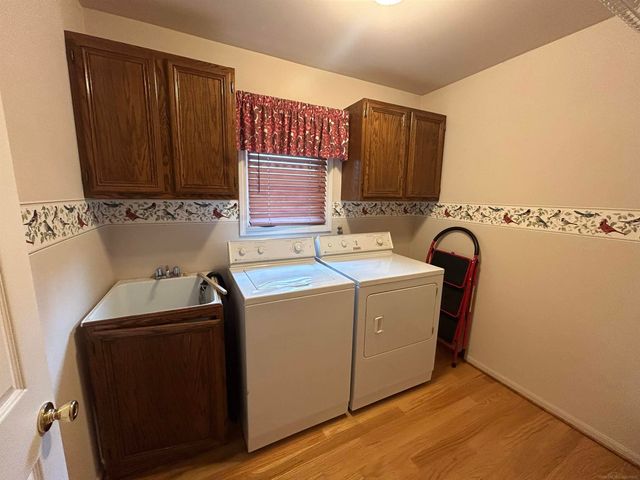 37515 Hanson Drive, Sterling Heights, MI 48310