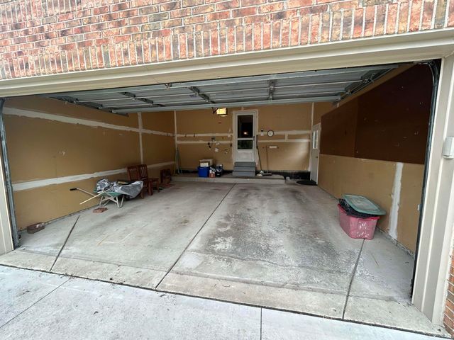 37515 Hanson Drive, Sterling Heights, MI 48310