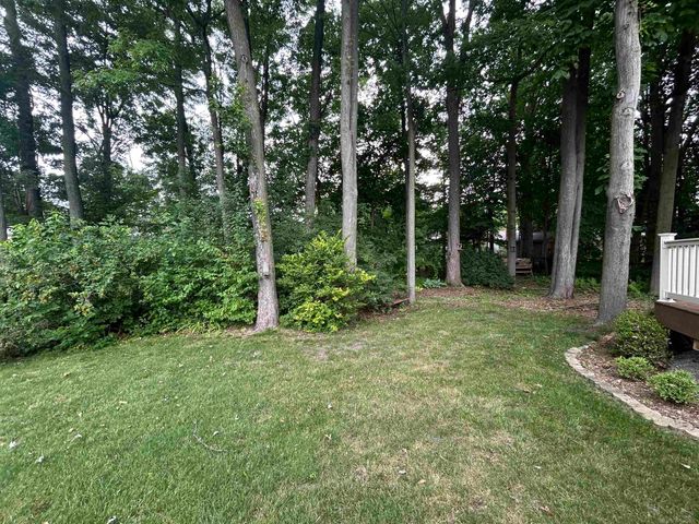 37515 Hanson Drive, Sterling Heights, MI 48310