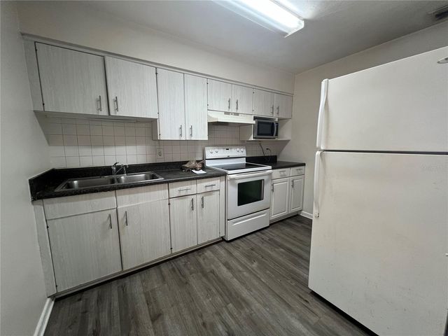 1068 ORIENTA AVENUE, Altamonte Springs, FL 32701