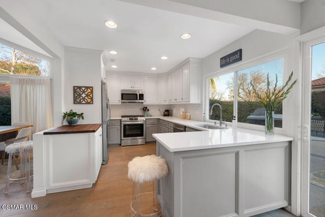 972 Aranmoor Avenue, Westlake Village, CA 91361