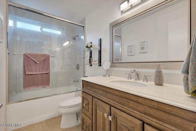 972 Aranmoor Avenue, Westlake Village, CA 91361