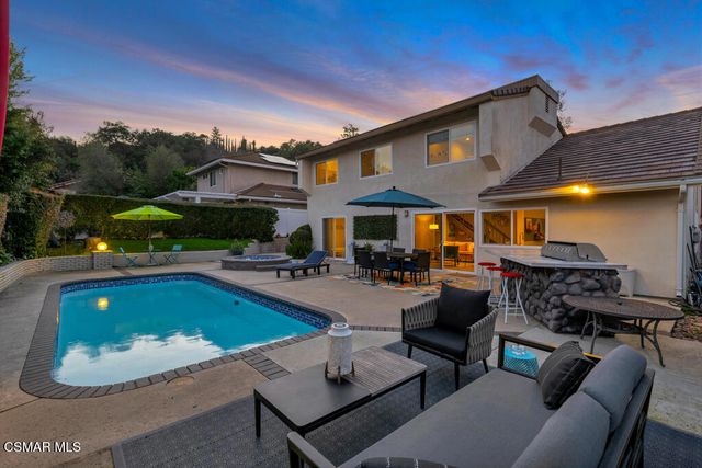 972 Aranmoor Avenue, Westlake Village, CA 91361