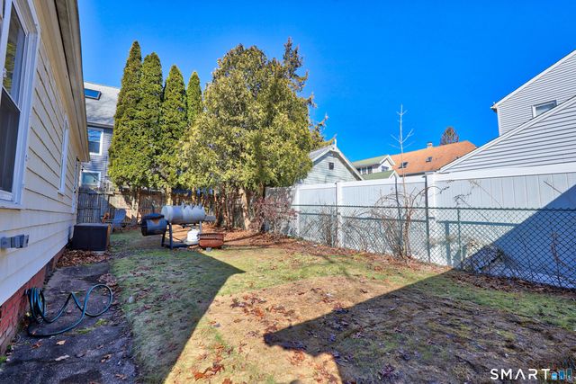 196 Waite Street, Hamden, CT 06517