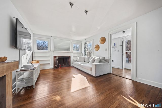 196 Waite Street, Hamden, CT 06517