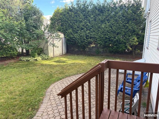 19 Bryant Street, Paramus, NJ 07652
